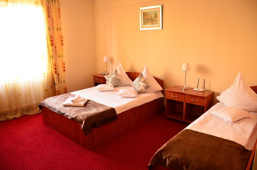 Hotel Delaf Cluj-Napoca Eksteriør billede